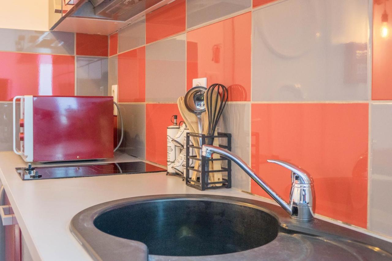 Studio Le Ligerien Saint-Denis-de l'Hotel Luaran gambar